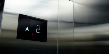 Ασανσέρ: Λήγει 30 Ιουνίου η προθεσμία απογραφής – Έρχονται πρόστιμα από 1.000 ευρώ