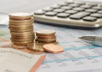 Πρώτη… από το τέλος η Ελλάδα στην αποταμίευση – Η μόνη χώρα της Ευρώπης με αρνητικό ποσοστό