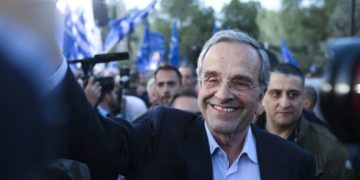 Προχωράει το κόμμα Σαμαρά – “Πυρήνες” σε όλη τη χώρα και διαμόρφωση επιτελείου