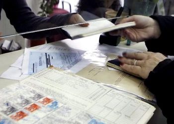 Συντάξεις: Κύμα φυγής και το 2026 με 74.838 αιτήσεις το πρώτο 4μηνο