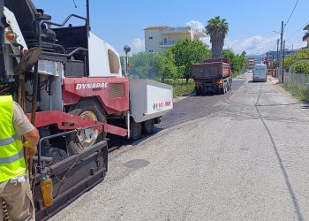 Πύργος: Σε εξέλιξη έργα ασφαλτόστρωσης